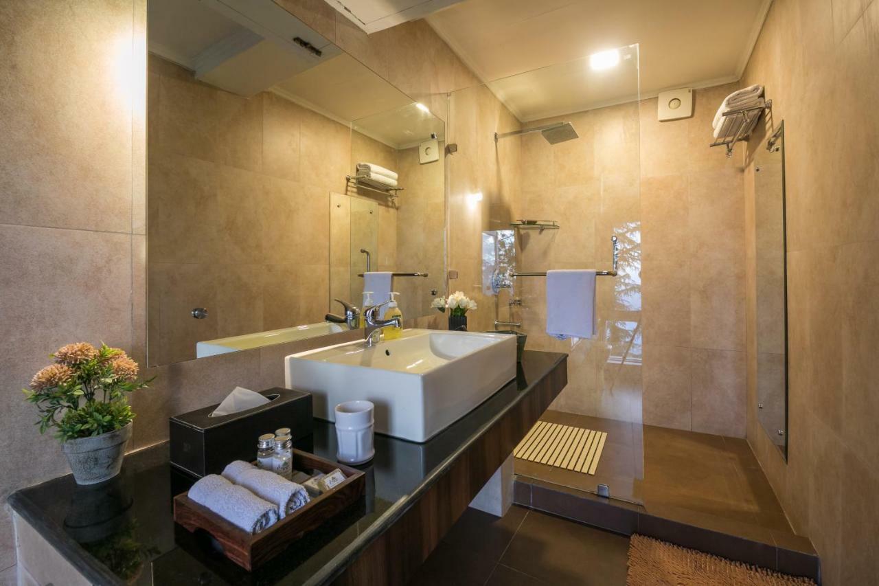 Stayvista At The Corner House - Pet Friendly Villa 西姆拉 外观 照片
